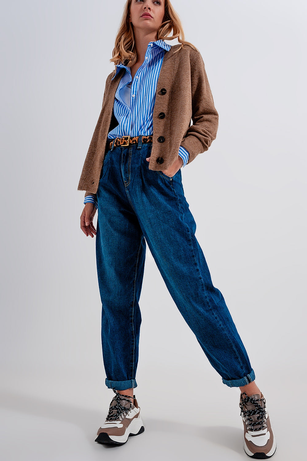 Medium blue pleat front pegged Jeans - Denim
