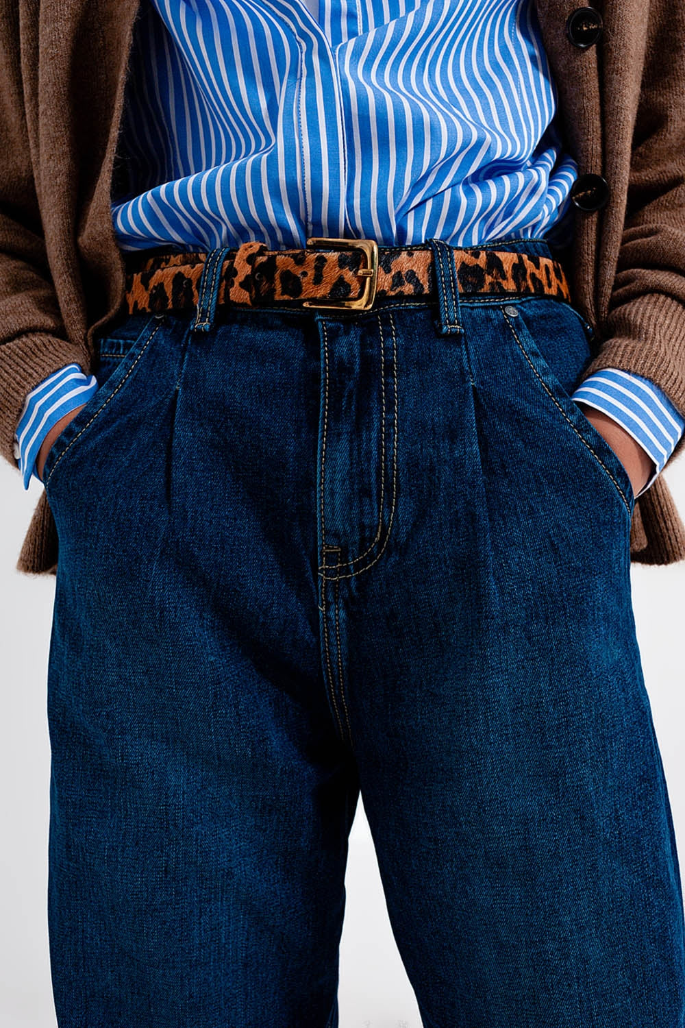 Medium blue pleat front pegged Jeans - Denim