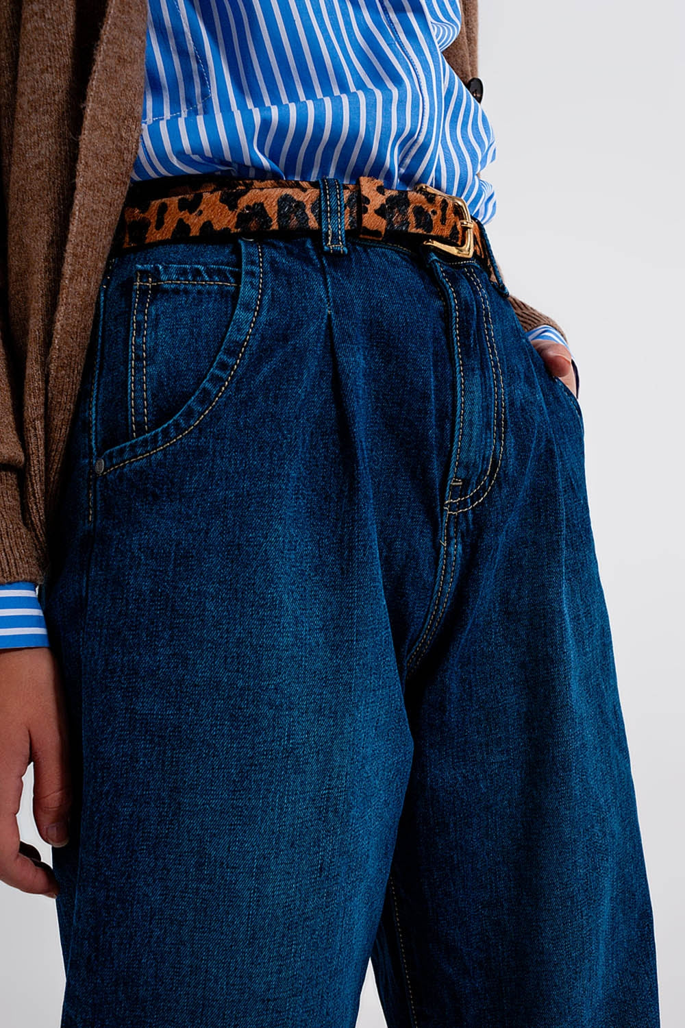 Medium blue pleat front pegged Jeans - Denim