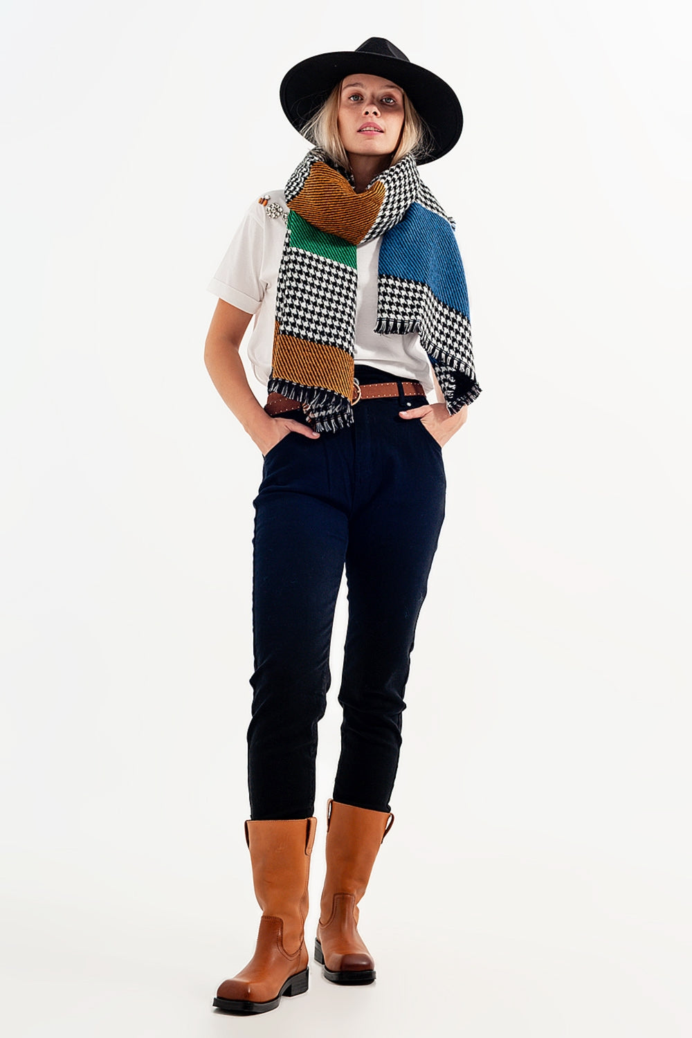Stretch paperbag waist straight Jeans in black - Coloured Jeans