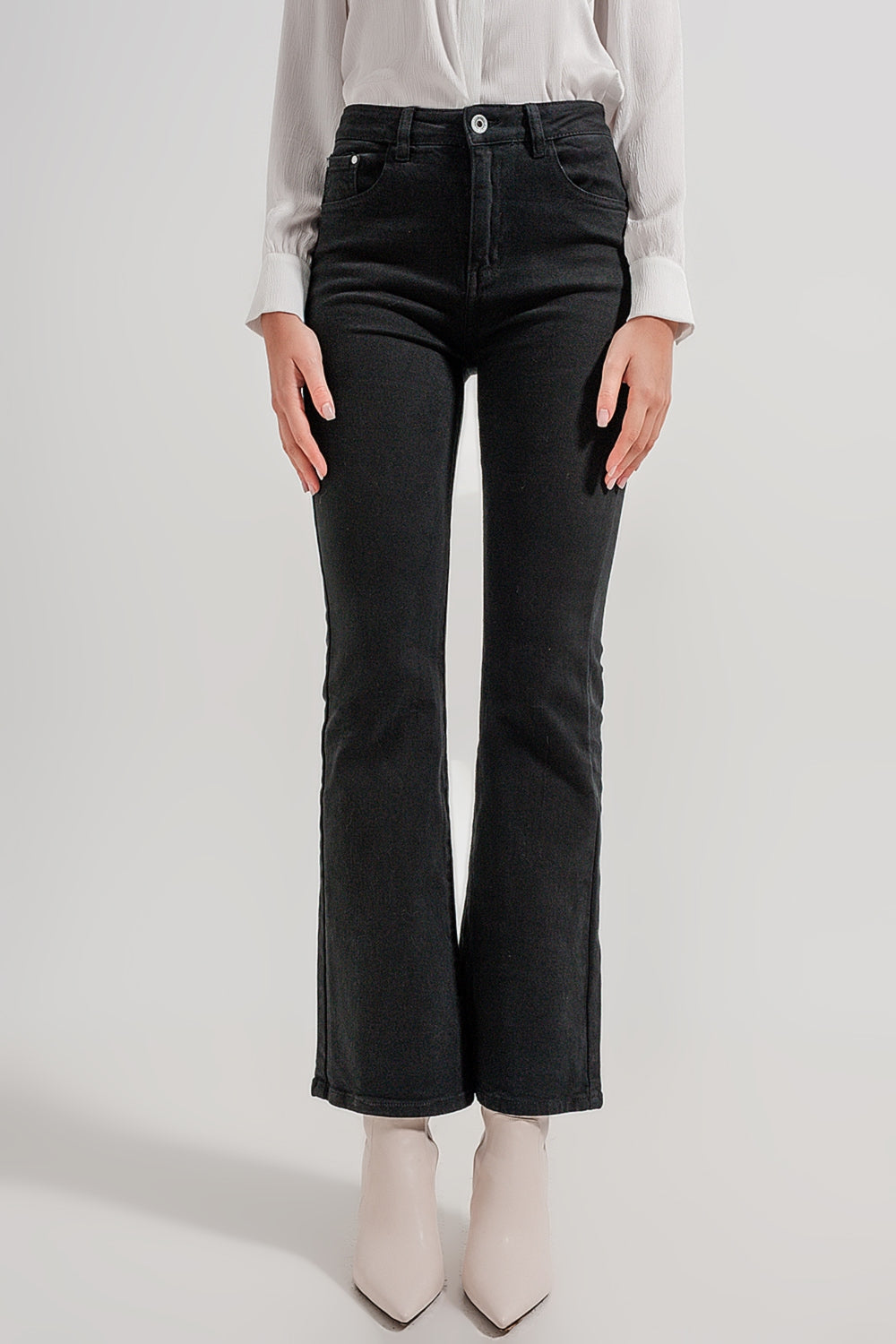 Flared jeans in black - Coloured Jeans
