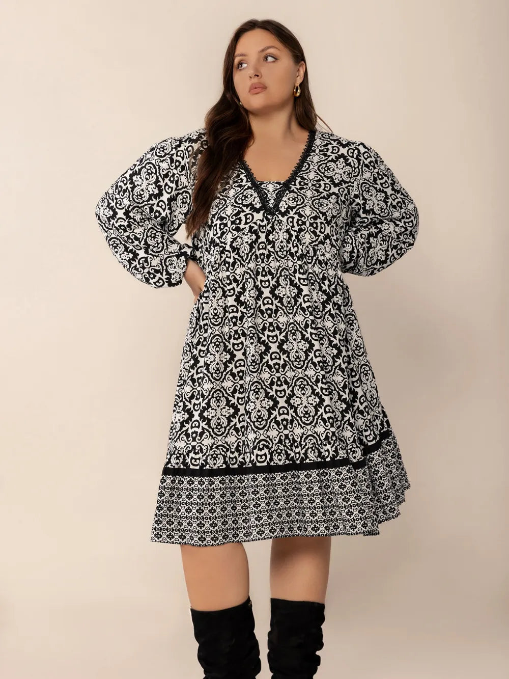 Plus Size Lace Detail Printed Balloon Sleeve Dress -