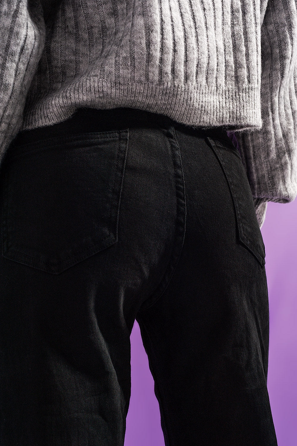 Loose straight leg jeans in washed black - Coloured Jeans