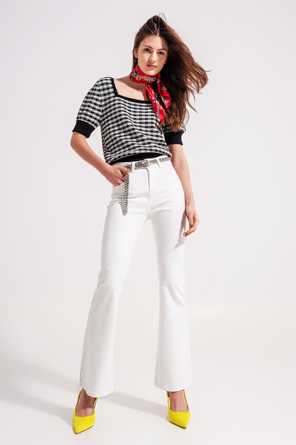 Flared jeans in white - Coloured Jeans