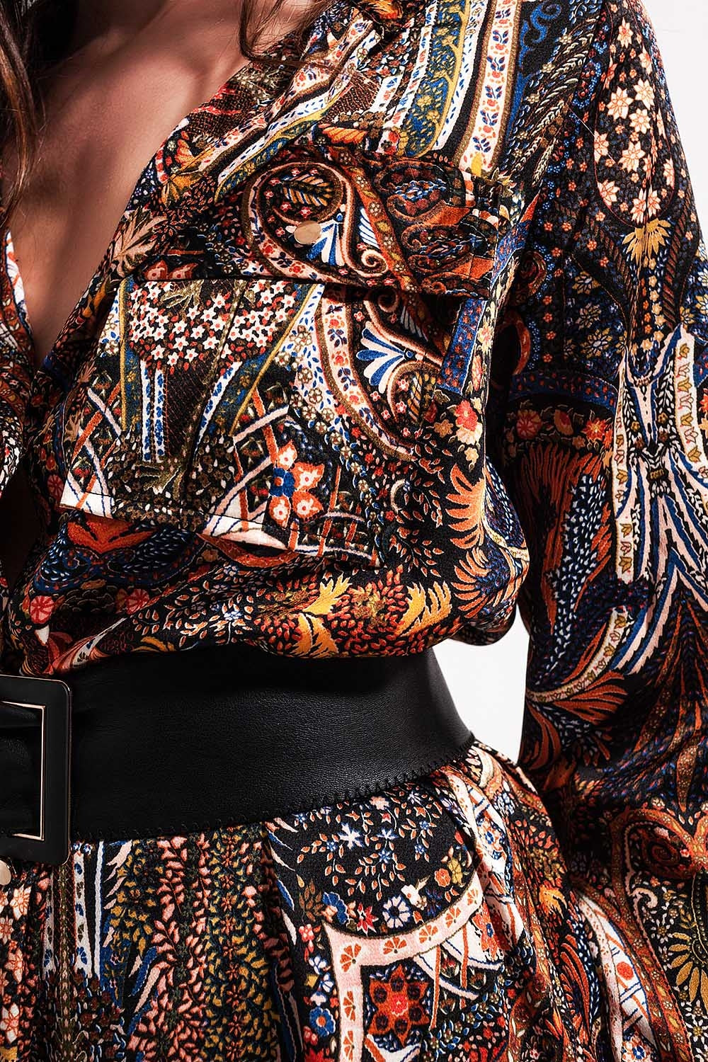 Long Sleeve paisley mini Dress in black - dress