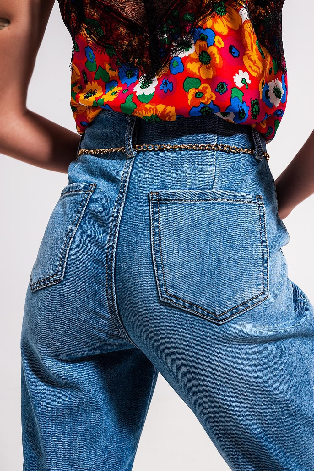High rise straight leg belt detail jeans in light wash - Denim