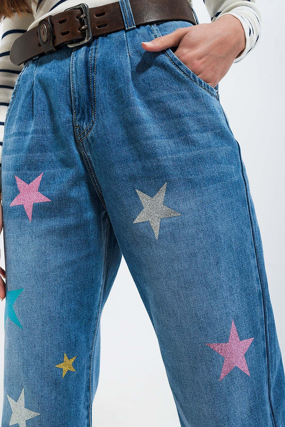 High waist slouch jean with pleat front with star print - Denim