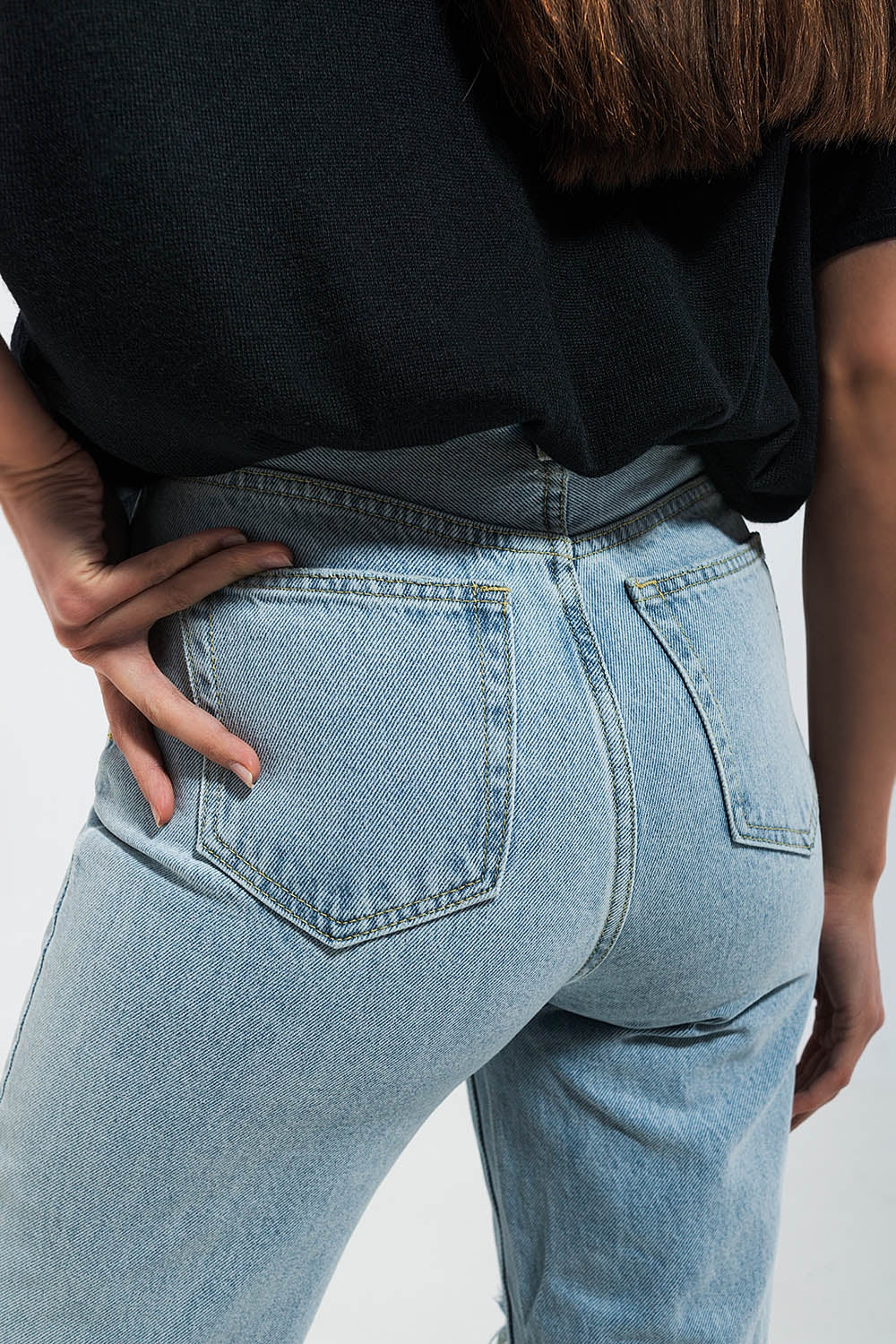 Patch rip jeans in light wash - Denim