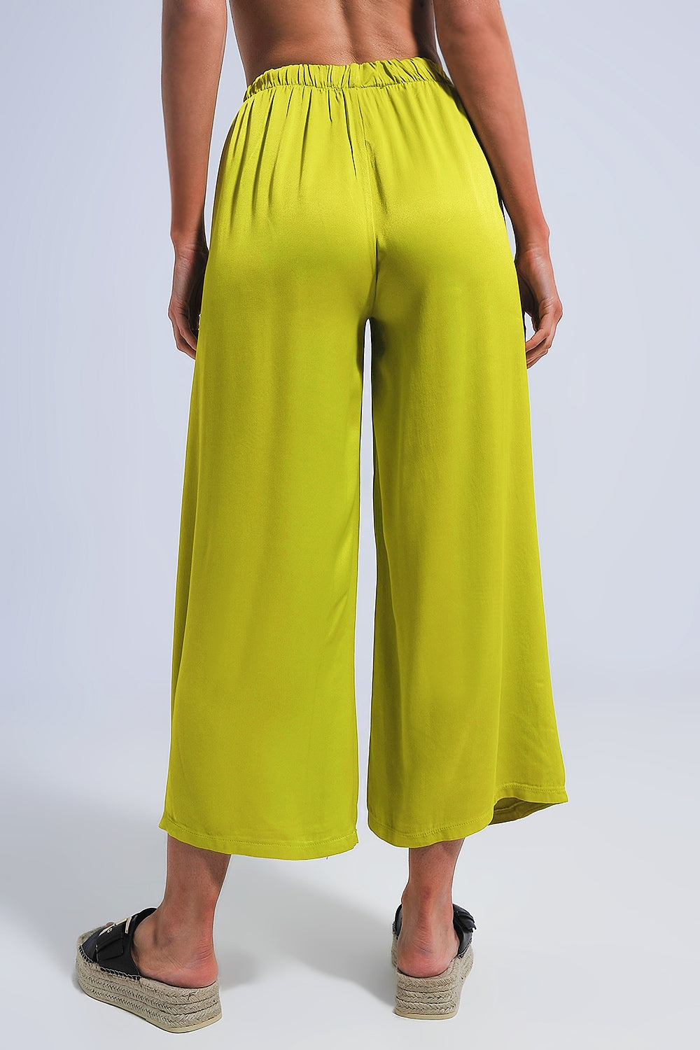 Satin wide leg pants in green - trousers