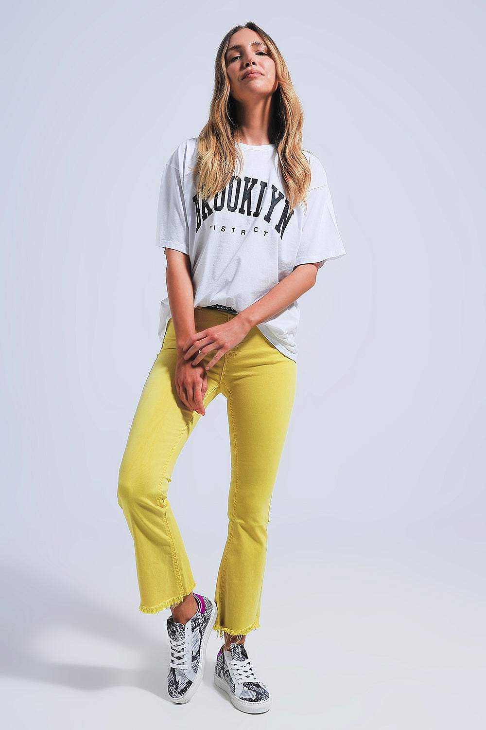 Straight Pants in yellow with wide ankles - Coloured Jeans