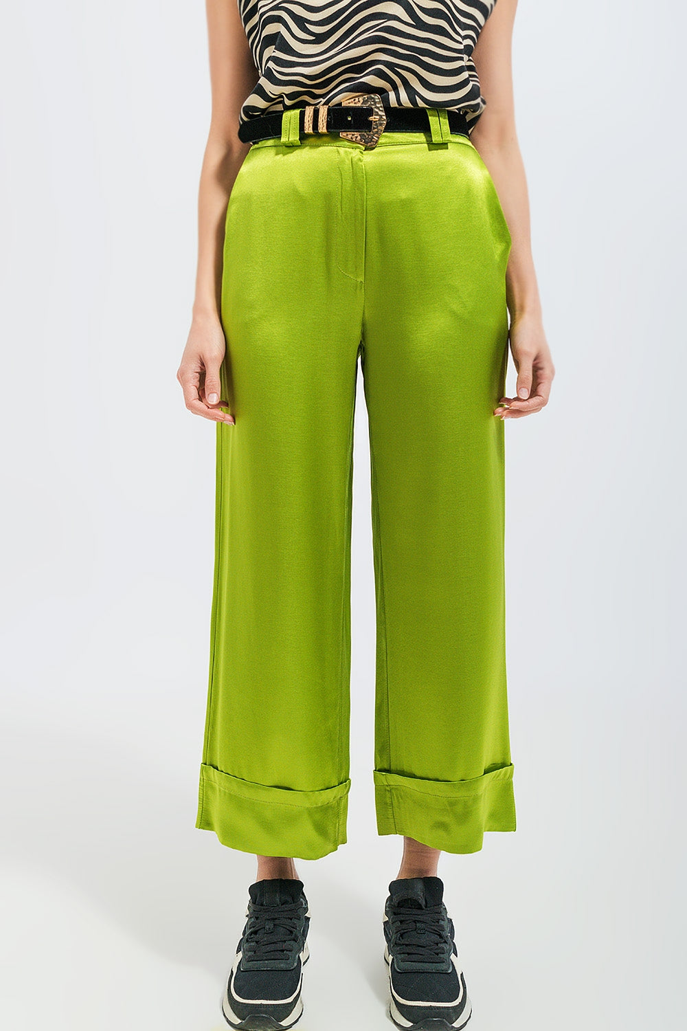 Satin wide leg suit Pants in green - trousers