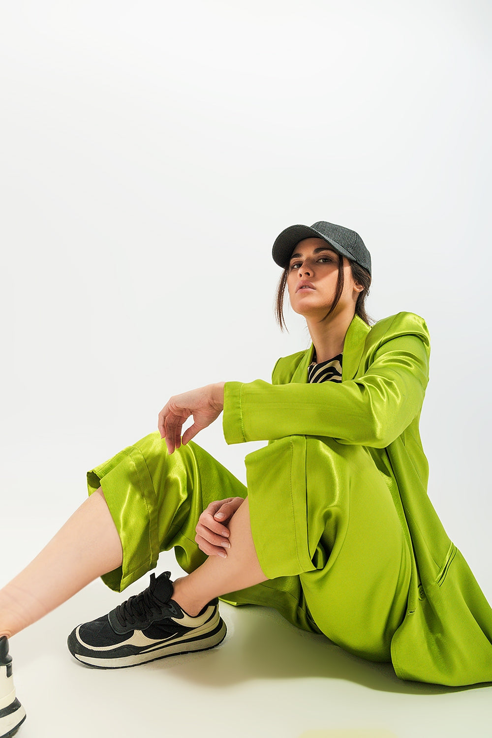 Satin wide leg suit Pants in green - trousers