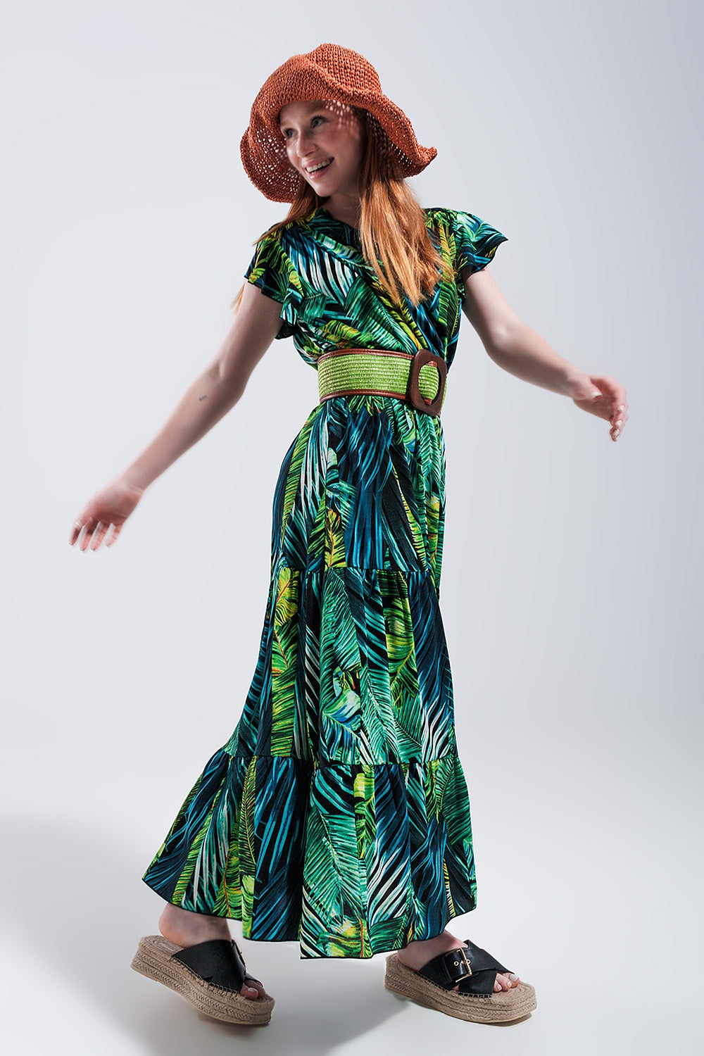 Short sleeve tiered midi dress in tropical print - dress