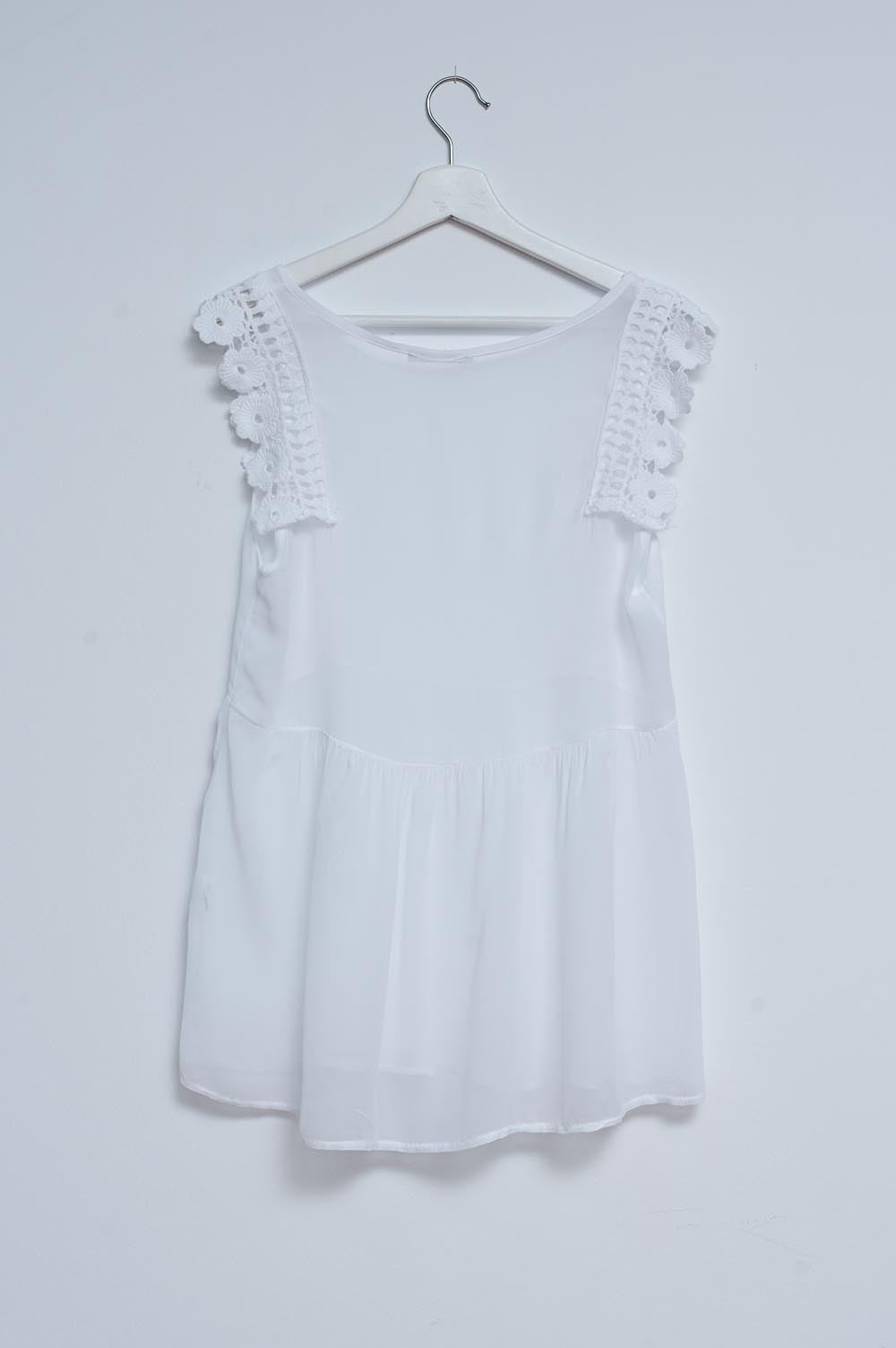 Broderie frill detail top in white - top