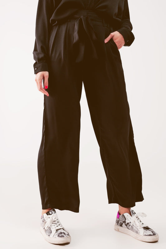 Wide leg belted pants in black - trousers