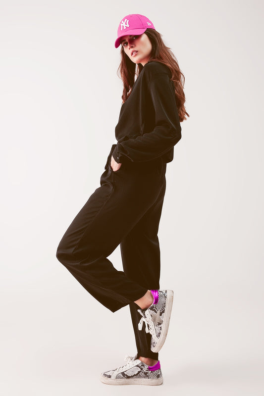 Wide leg belted pants in black - trousers