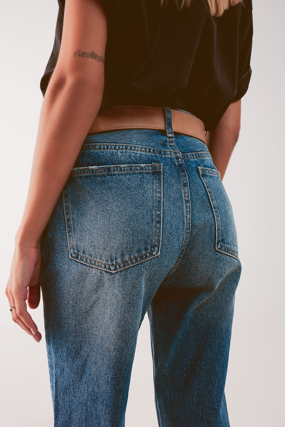 High waist jean with thigh slash in midblue - Denim