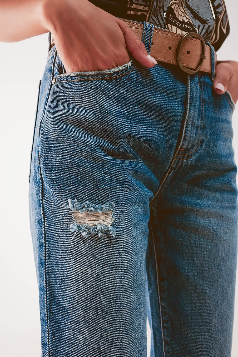 High waist jean with thigh slash in midblue - Denim