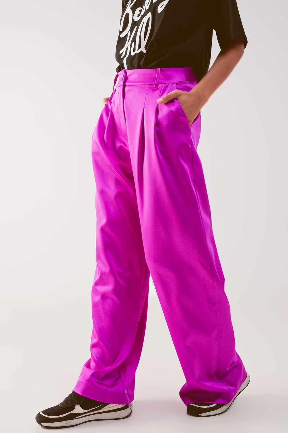 Palazzo pleated pants in fuchsia - trousers