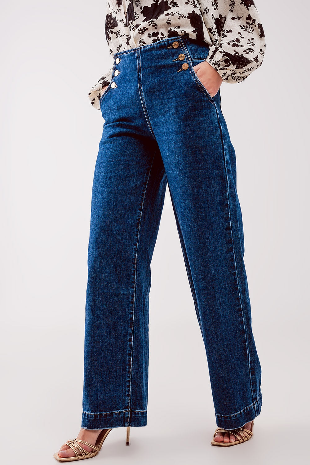 Button front jean in mid blue - Denim
