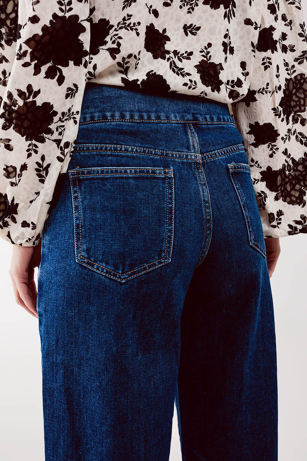 Button front jean in mid blue - Denim