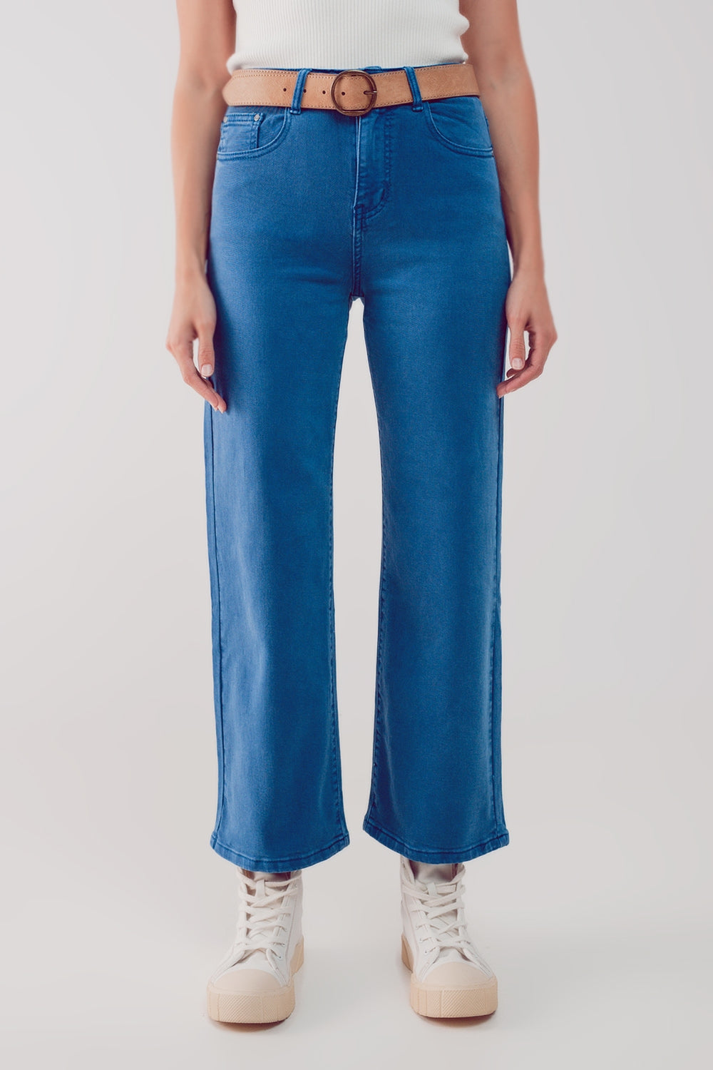 Cropped wide leg jeans in blue - Coloured Jeans