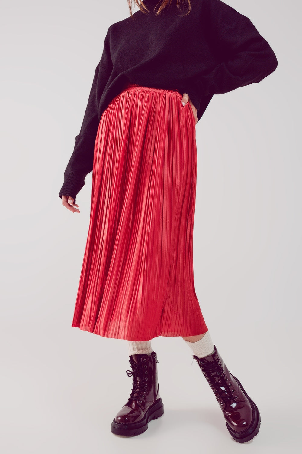 Shiny rust pleated midi skirt