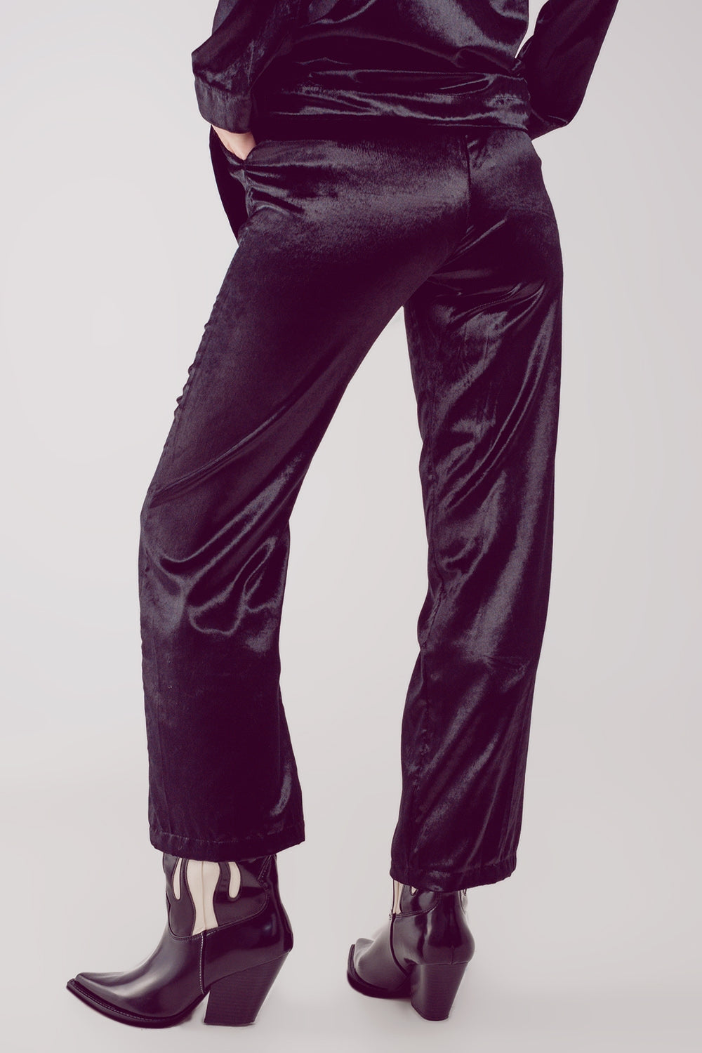 Straight leg velvet pants in black - trousers