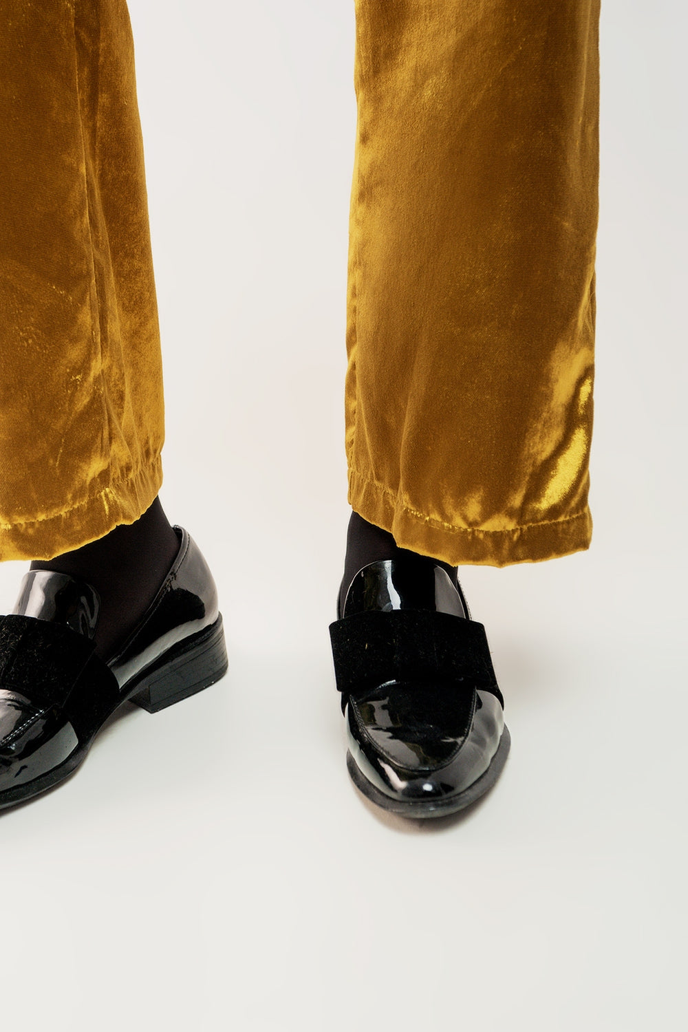 Straight leg velvet pants in lime - trousers