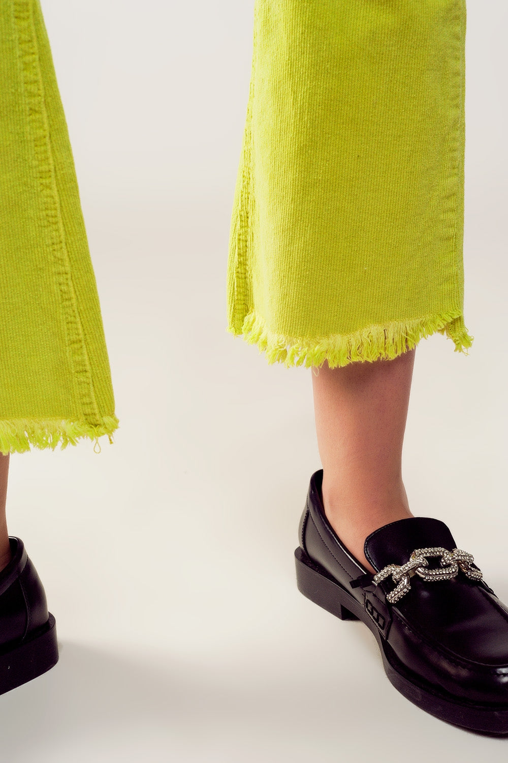 Flare corduroy pants in lime green - Coloured Jeans