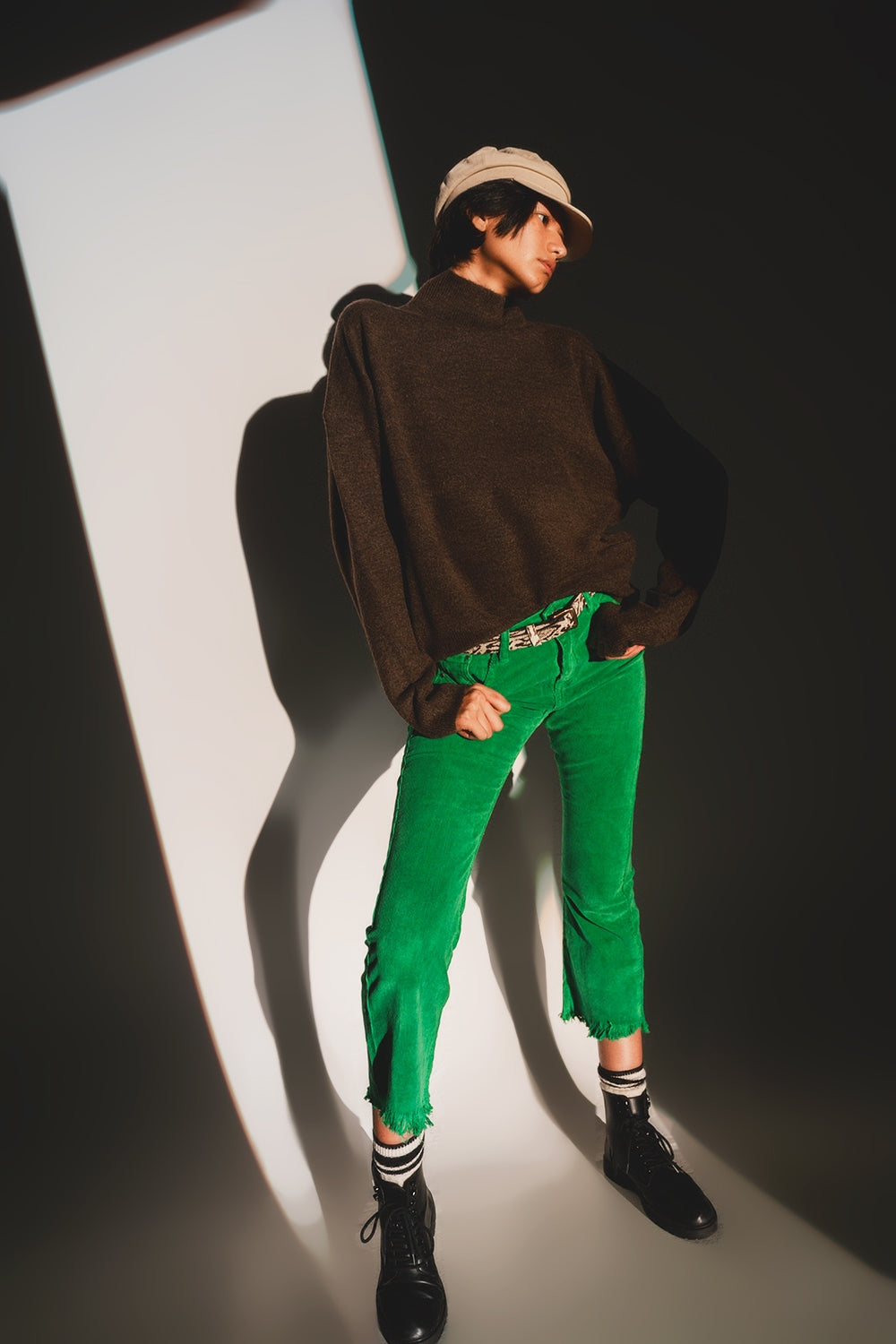 Flare corduroy pants in bold green - Coloured Jeans