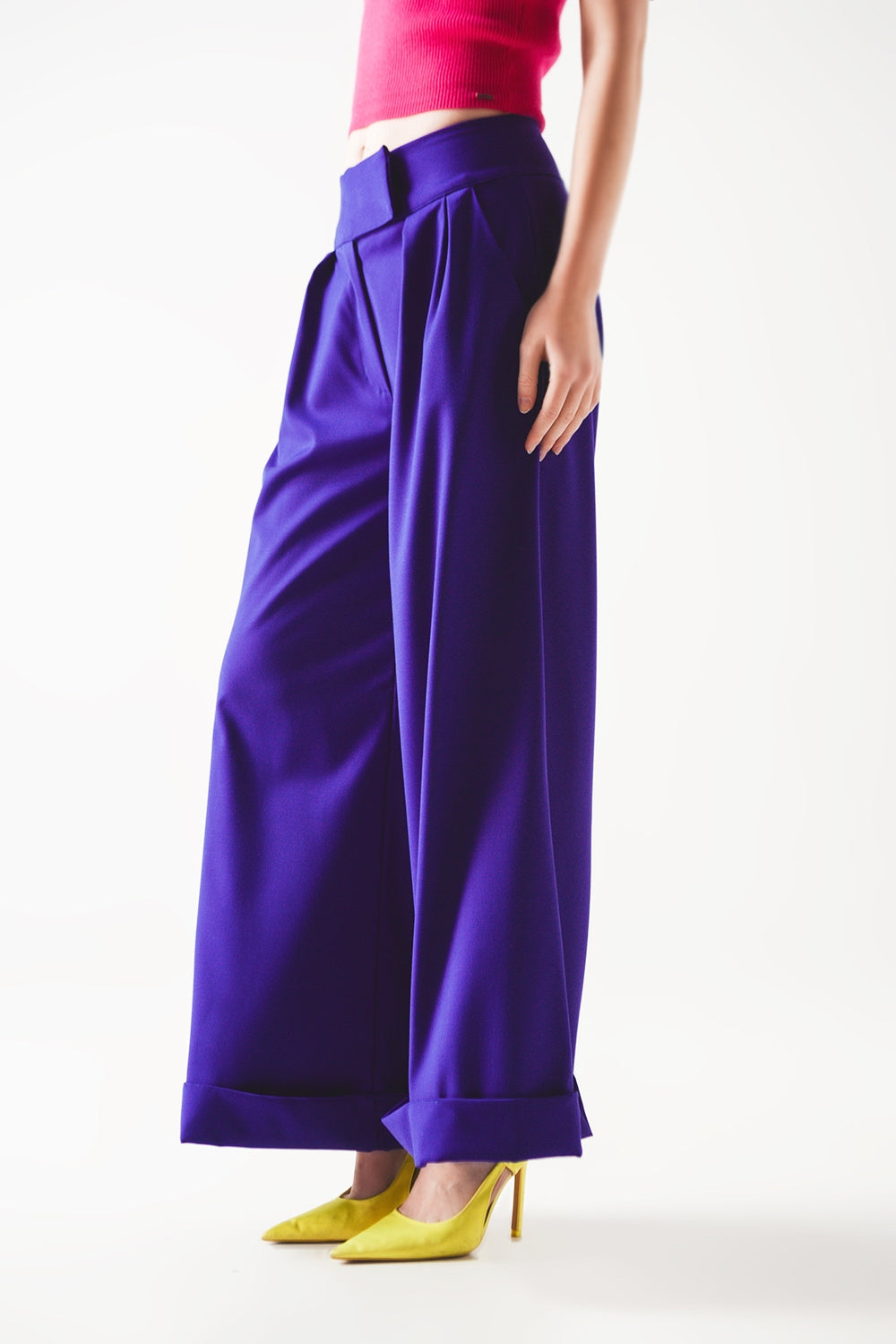 Pleated wide leg pants in purple - trousers