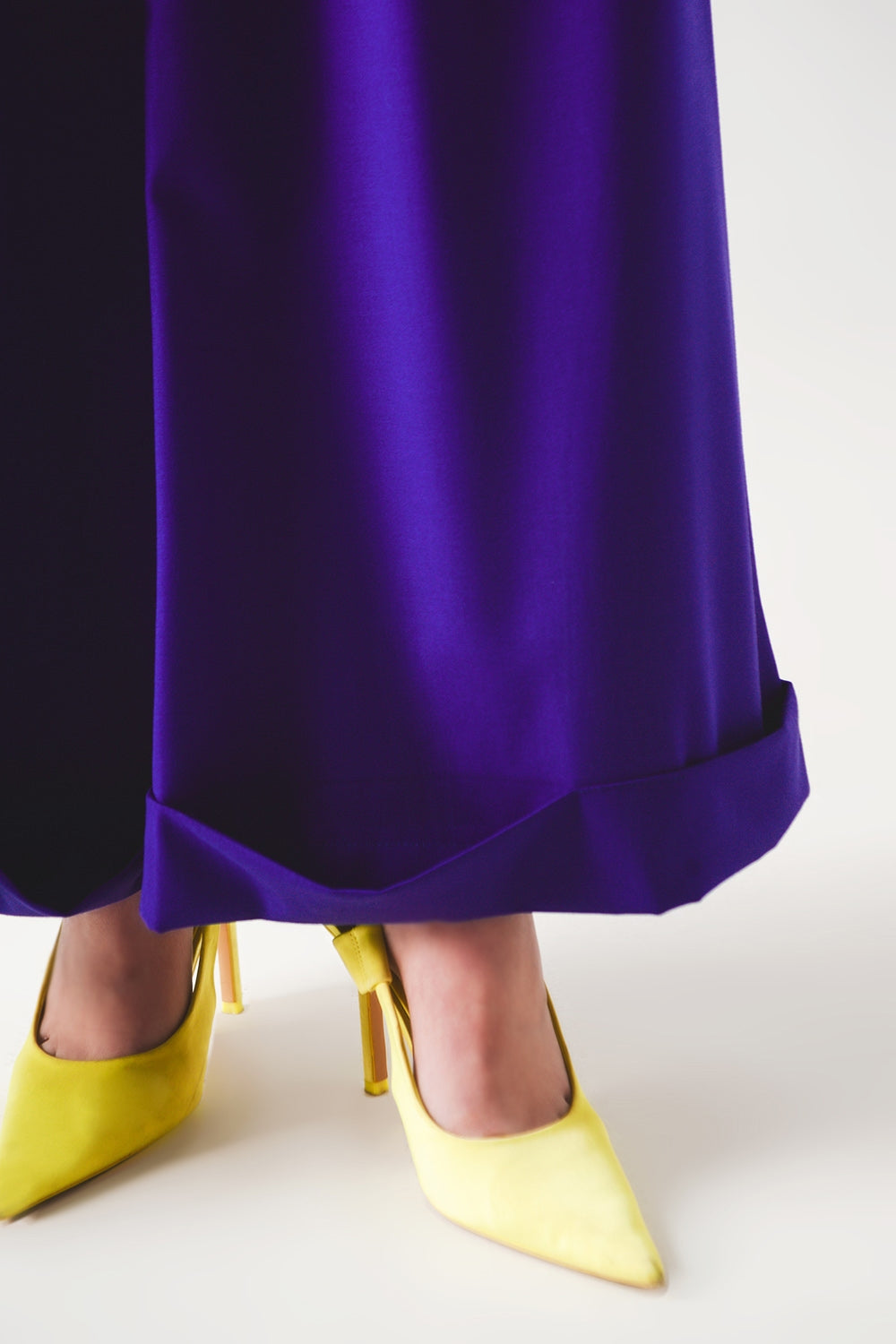 Pleated wide leg pants in purple - trousers