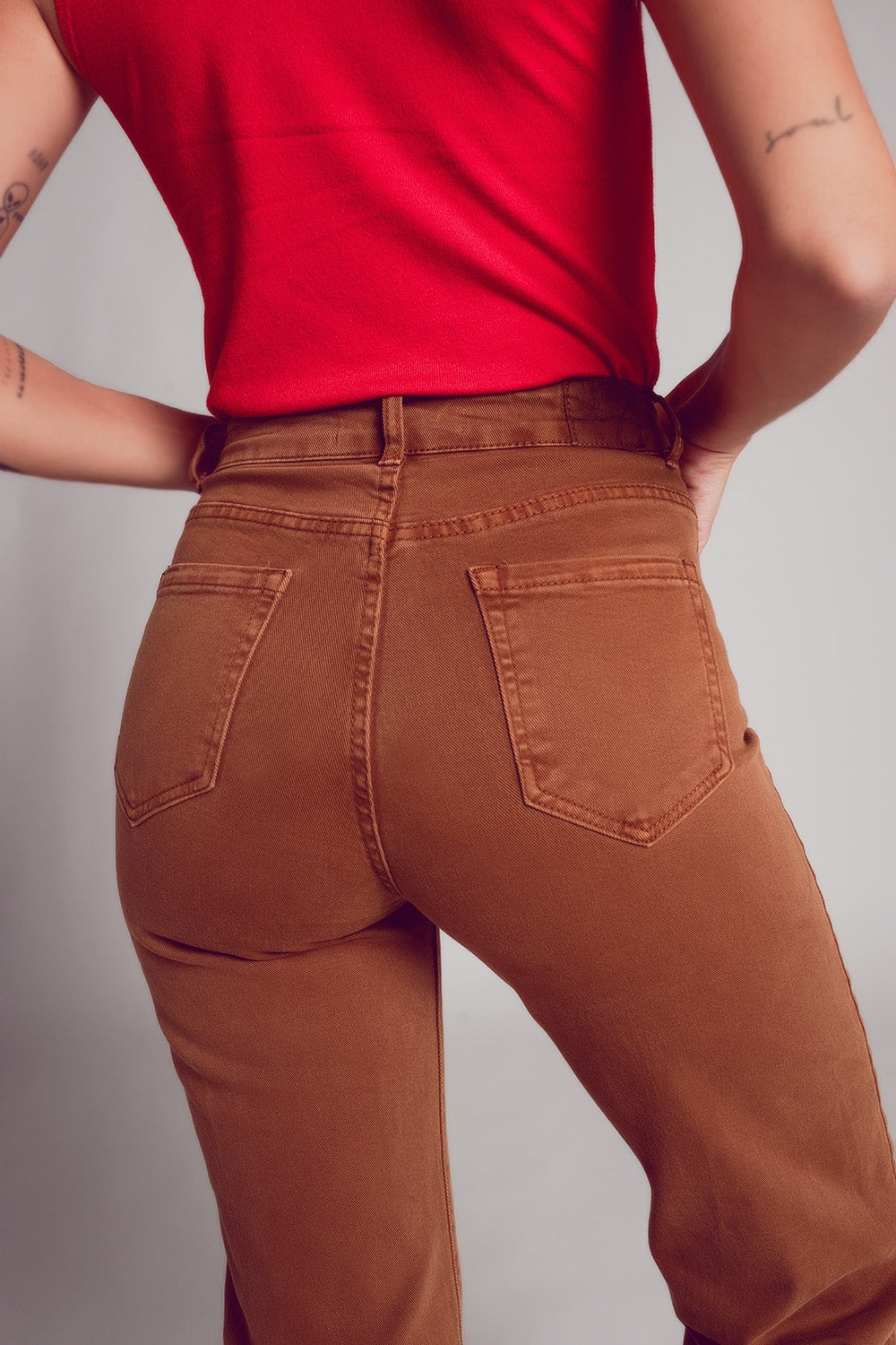 Wide leg jeans in camel brown - Coloured Jeans