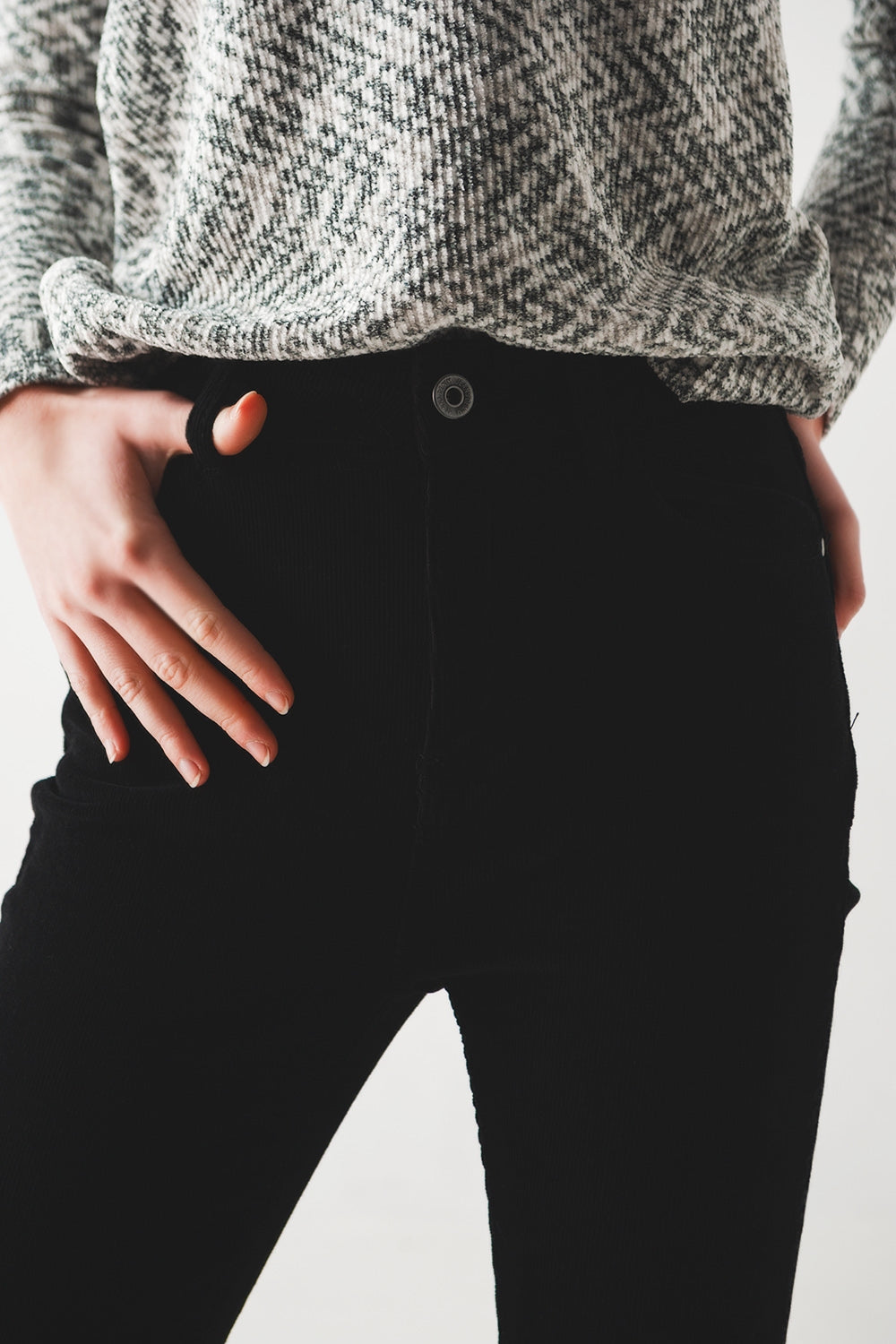 Elastic Cotton skinny cord pants in black - trousers