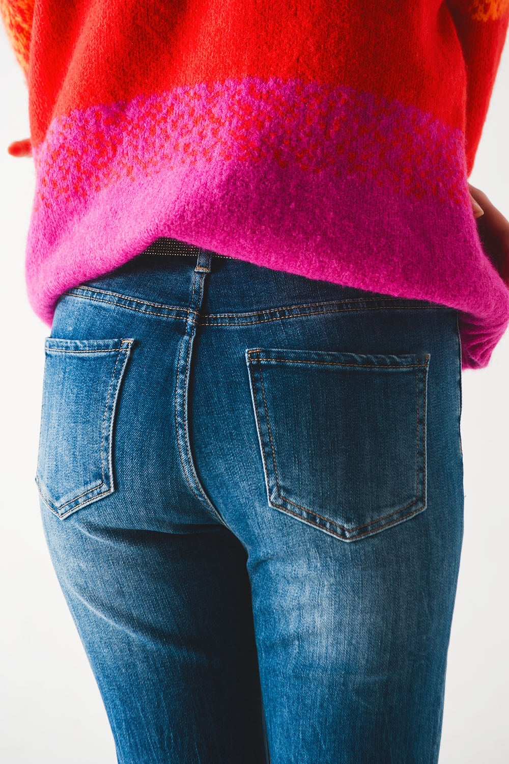 Flared jeans with raw edge in mid wash - Denim