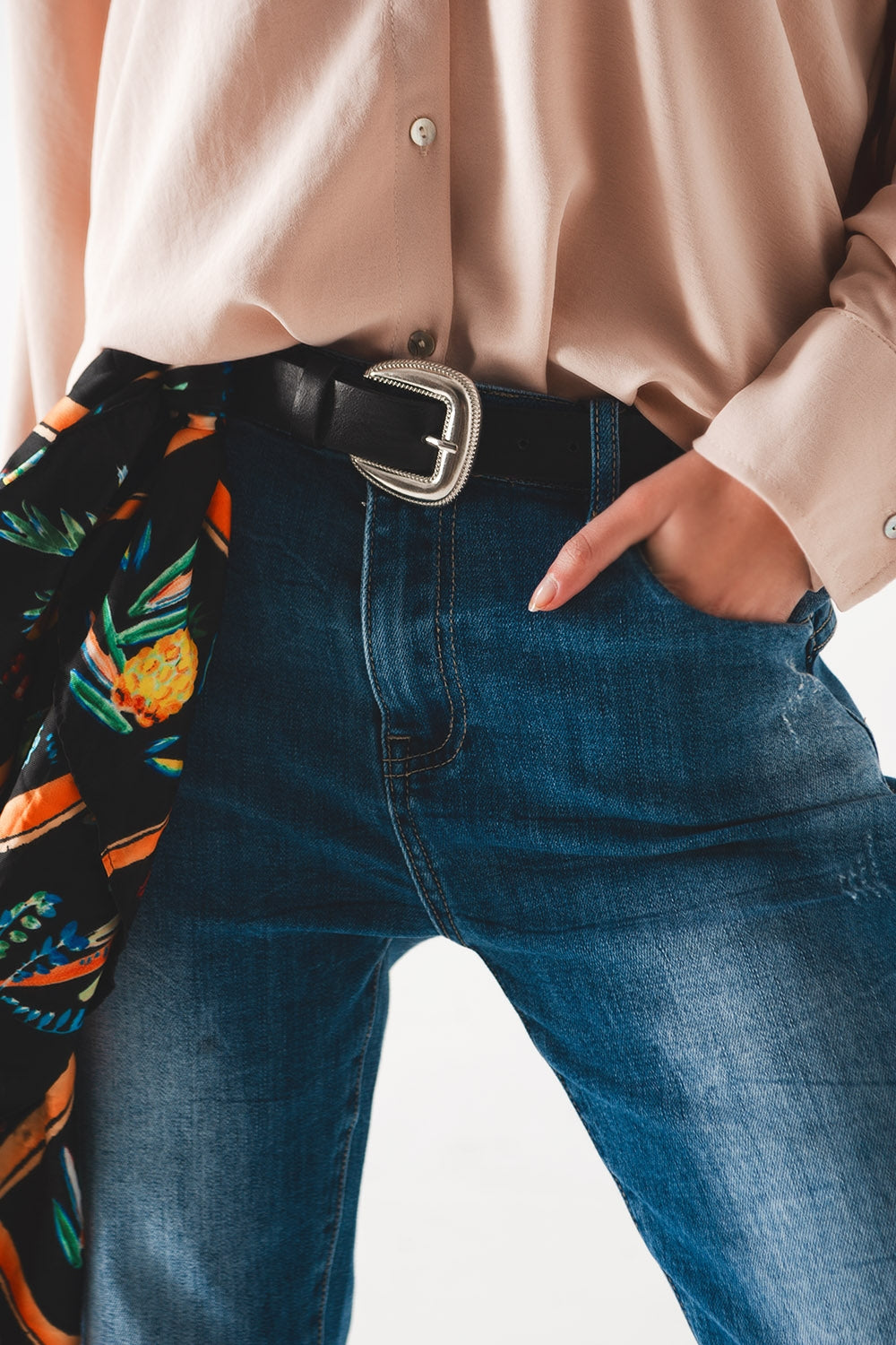 High rise cigarette jeans in midwash - Denim