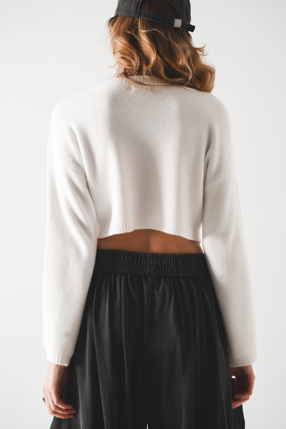 Fluffy cropped jumper in cream
