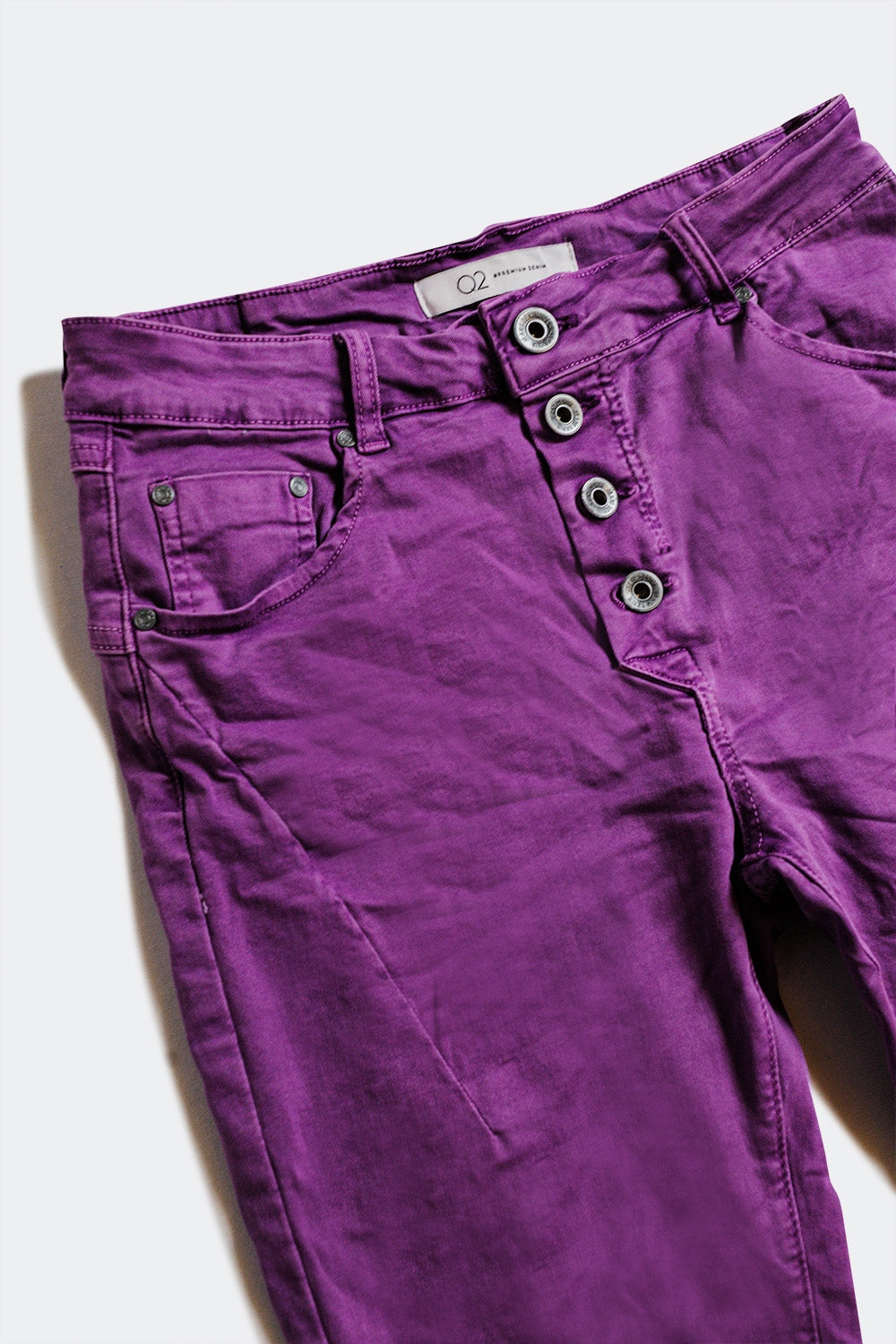 Exposed buttons skinny jeans in purple - Coloured Jeans