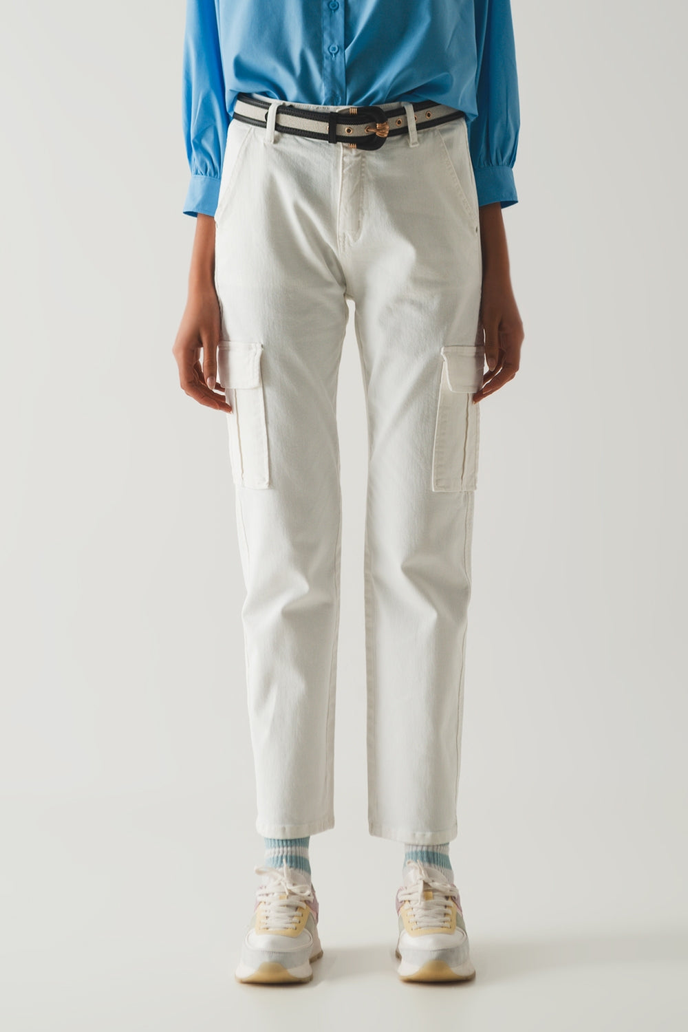Relaxed cargo pants in white - Coloured Jeans