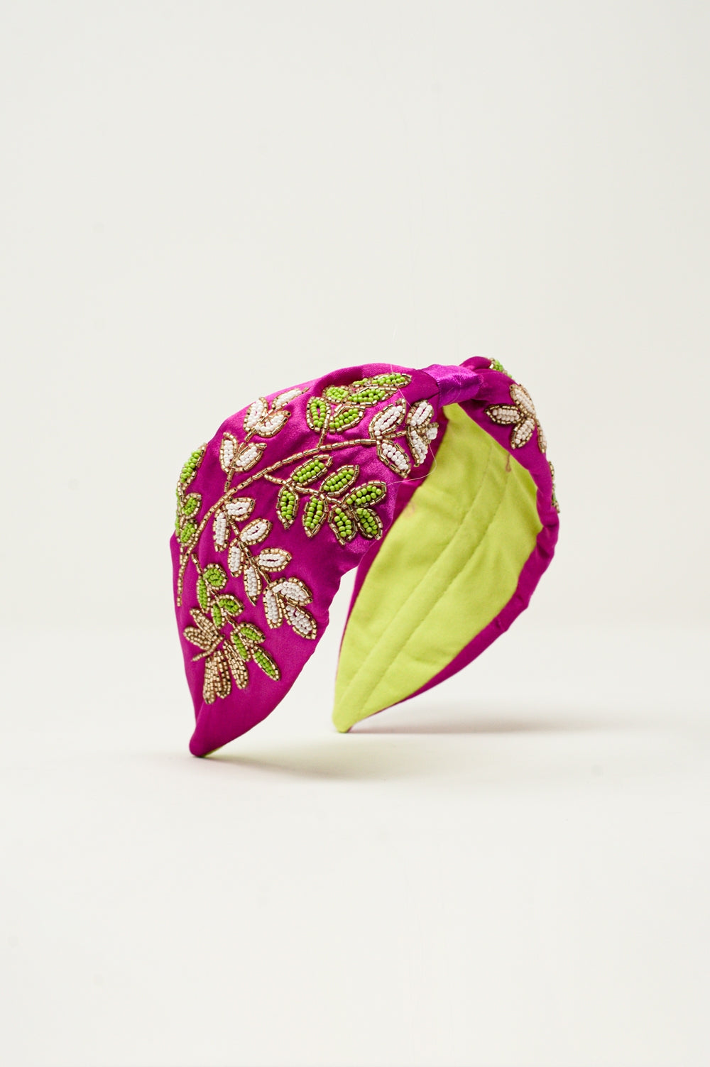 Beaded flower hair band in purple