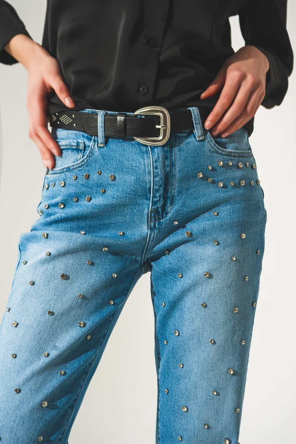 Ripped embellished jeans in lightwash - Denim