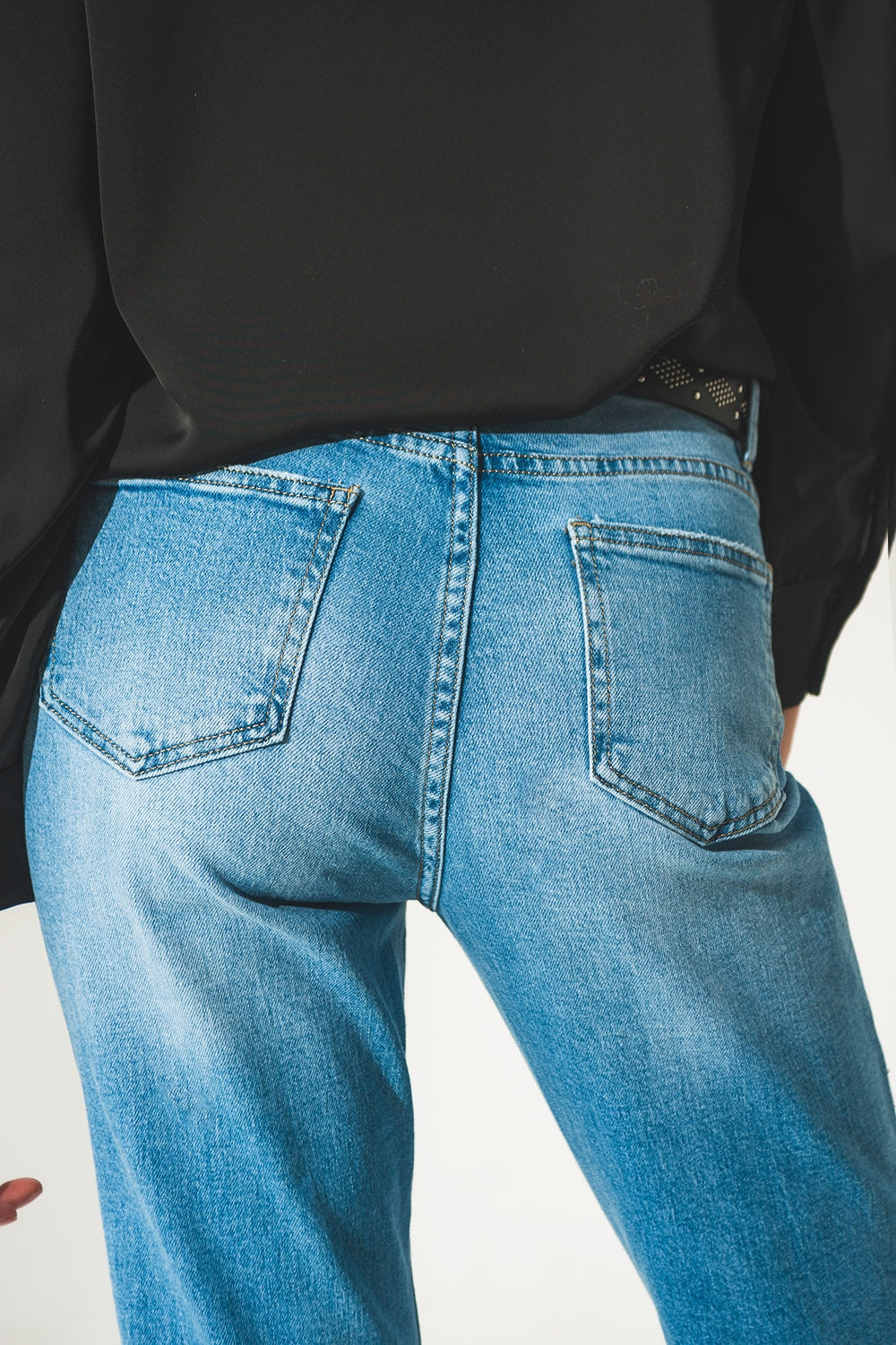 Ripped embellished jeans in lightwash - Denim