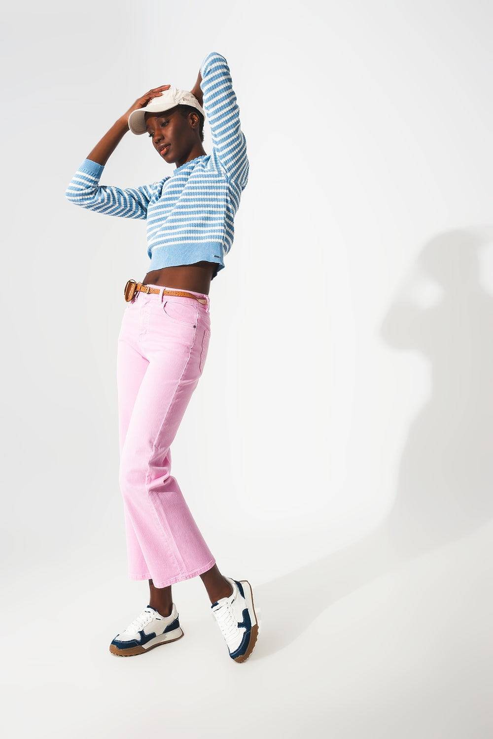 Cropped wide leg jeans in bubblegum pink - Coloured Jeans
