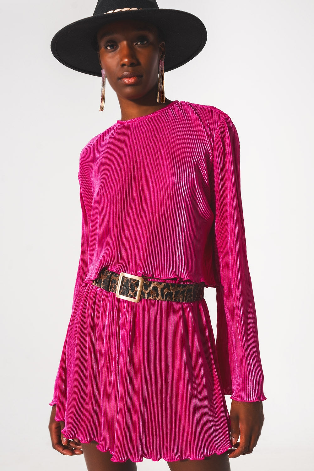 Pleated round neck crop top in fuchsia