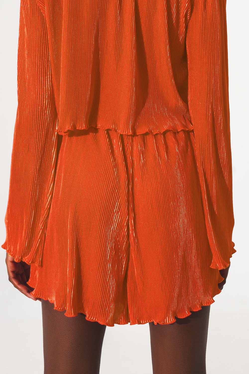 Pleated shorts in orange - trousers