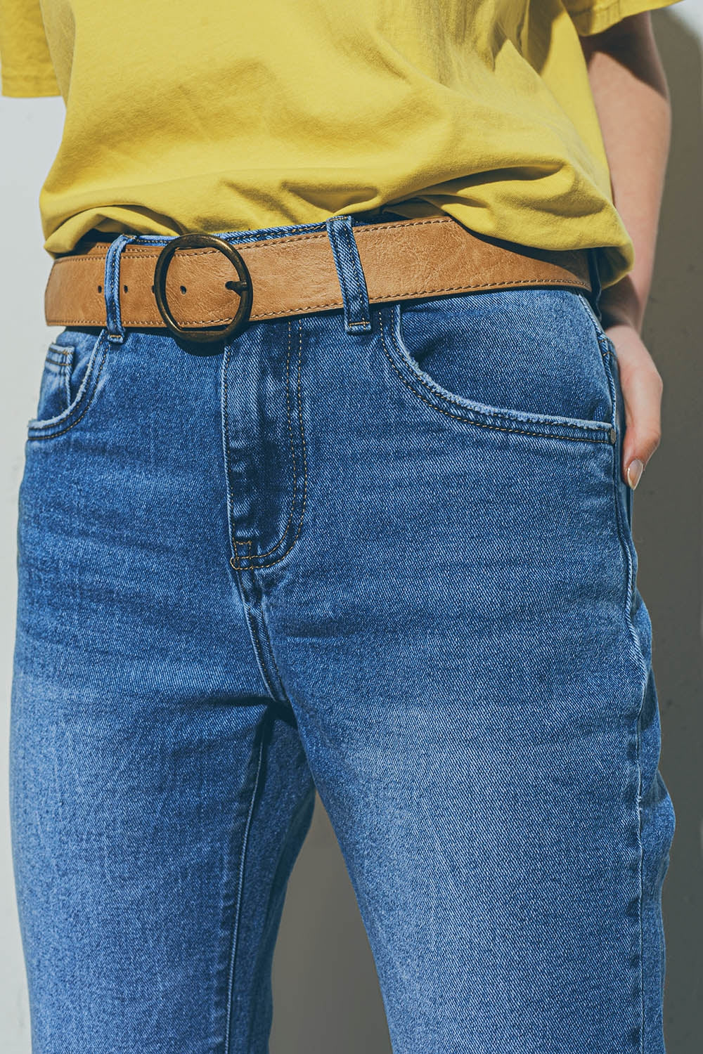 Straight Distressed Jeans in Medium Wash - Denim