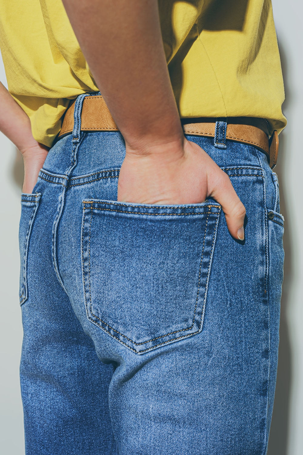 Straight Distressed Jeans in Medium Wash - Denim