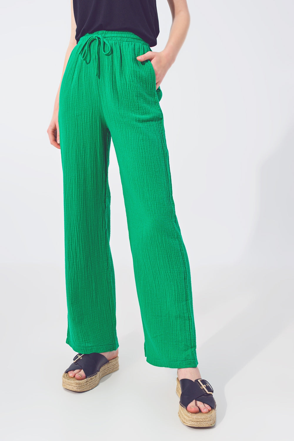 Textured Loose Fit Pants in Green - trousers