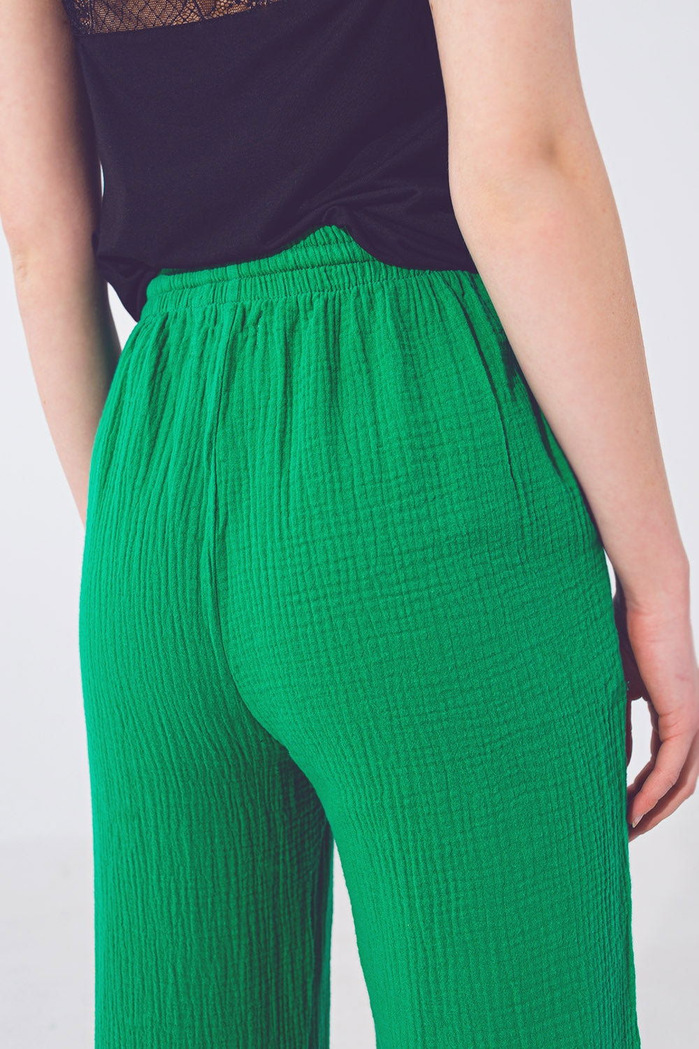 Textured Loose Fit Pants in Green - trousers